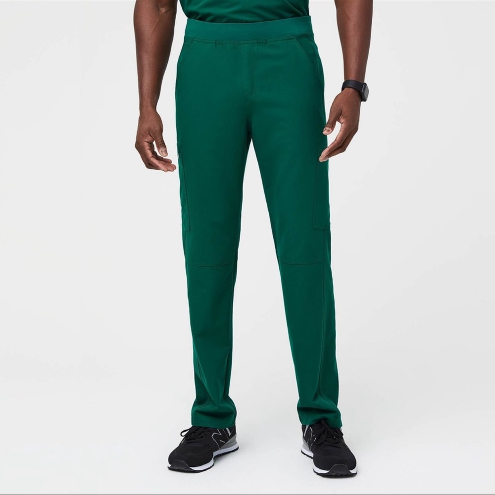 Figs Mens Size Large Axim Cargo Scrub Pants Green
Straight Leg Classic